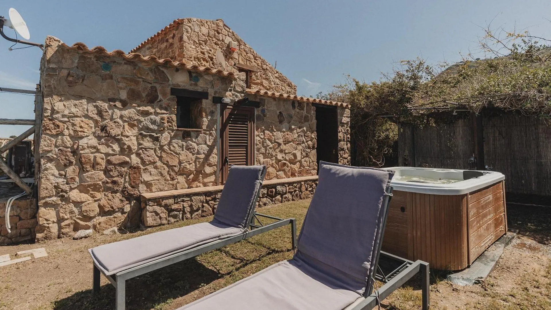 Cala La Giara Villa Cefalù 0*,  Italien